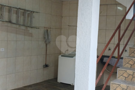 Casa à venda com 4 quartos, sendo 1 suíte, em Jardim Rosa de Franca, Guarulhos, SP