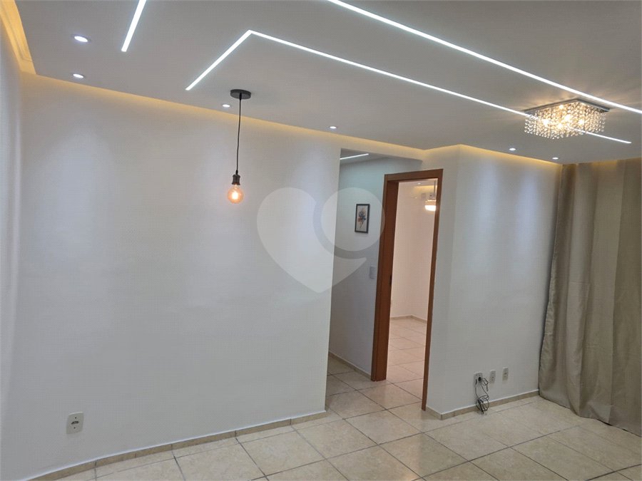 Apartamento à venda com 2 quartos em Santa Cruz, Rio de Janeiro, RJ