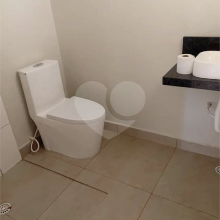 Sobrado à venda com 3 quartos, sendo 2 suítes,  em Vila Homero Thon, Santo André, SP