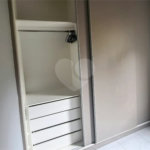 Casa à venda com 2 quartos no condomínio Karolyne, Votorantim - SP