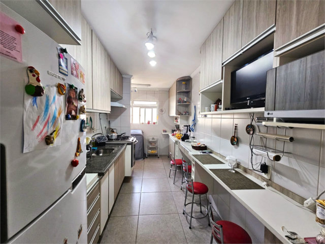 Apartamento à venda com 3 quartos, sendo 1 suíte,  em Jardim Marajoara, São Paulo, SP