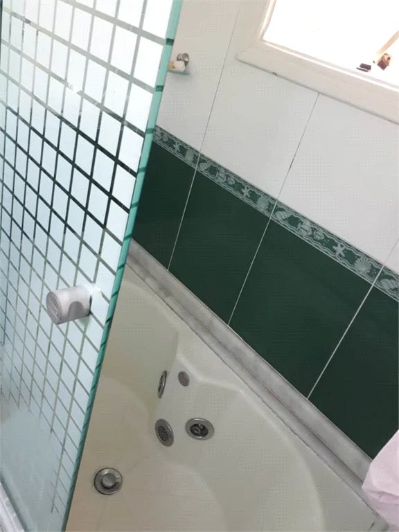 Sobrado à venda com 4 quartos, sendo 1 suíte, em Rio Pequeno, São Paulo, SP