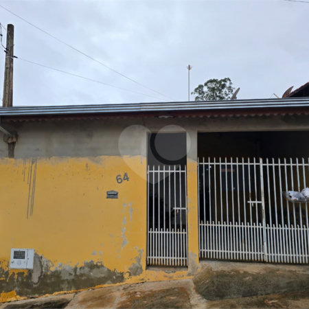 Casa à venda com 2 quartos, sendo 1 suíte, em Therezinha Piedade, Itapetininga, SP