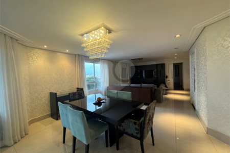 Apartamento à venda com 3 suítes em Santa Teresinha, São Paulo, SP
