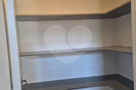 Casa à venda com 3 suítes no condomínio London Park, Indaiatuba - SP