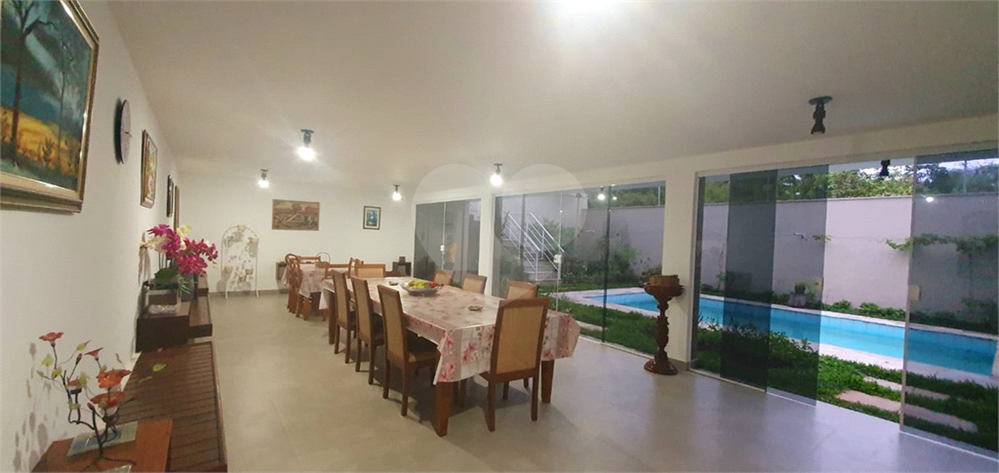 Casa à venda com 5 quartos, sendo 4 suítes,  em Vila Tramontano, São Paulo, SP