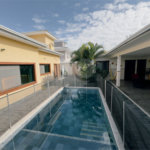 Casa em condomínio à venda com 4 quartos, sendo 2 suítes,  em Caravelas, Armação dos Búzios, RJ