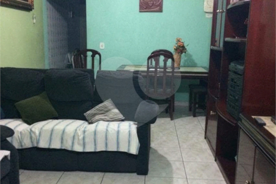 Casa à venda com 4 quartos, sendo 1 suíte,  em Vila Maria, São Paulo, SP