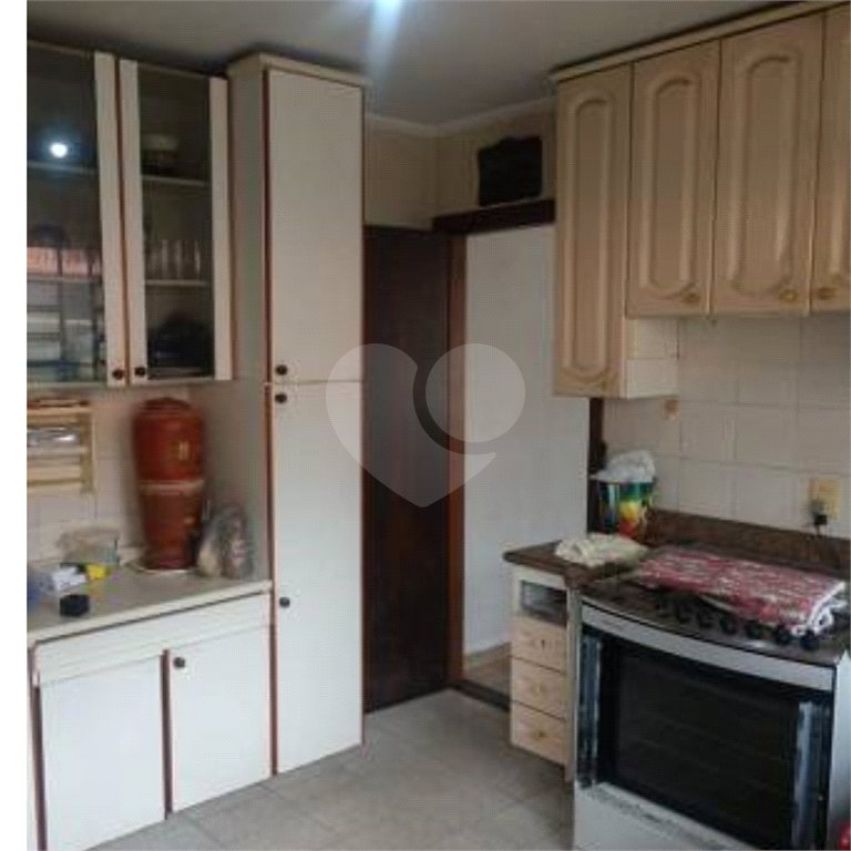 Sobrado à venda com 3 quartos, sendo 1 suíte,  em Vila Universitária, São Paulo, SP