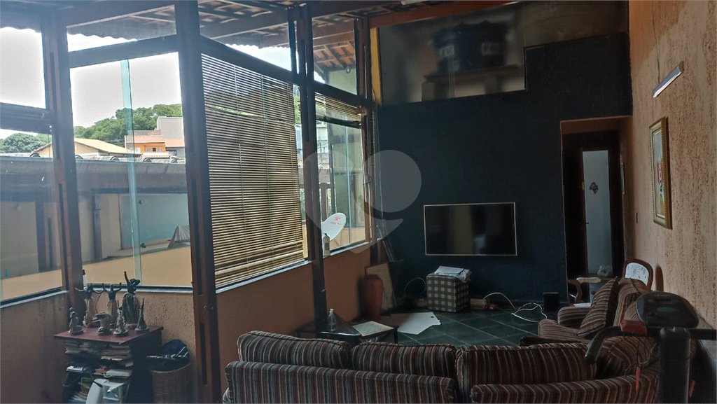 Casa à venda com 4 quartos, sendo 1 suíte, em Vila Guilherme, São Paulo, SP