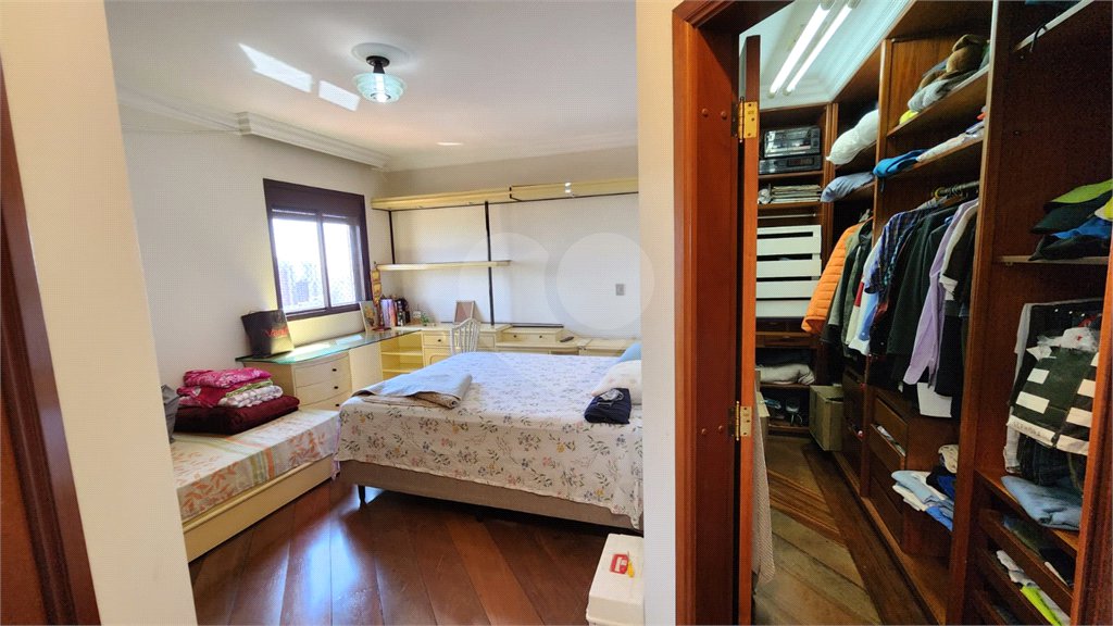 Apartamento à venda com 4 suítes em Bosque da Saúde, São Paulo, SP