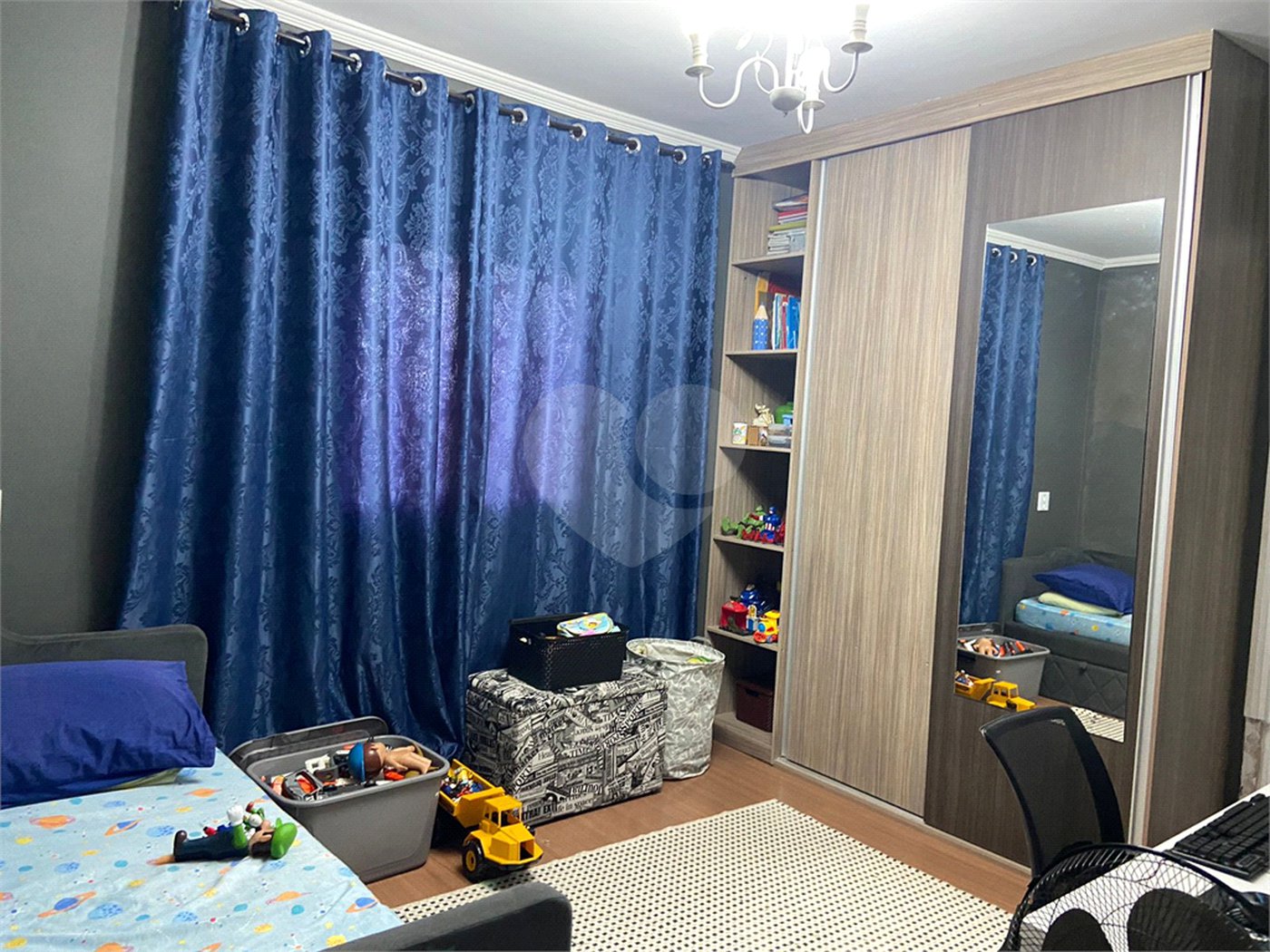 Casa à venda com 3 quartos, sendo 2 suítes, em Jardim Medina, Poá, SP