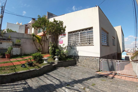 Casa à venda com 4 quartos, sendo 2 suítes, em Jardim São Paulo(zona Norte), São Paulo, SP