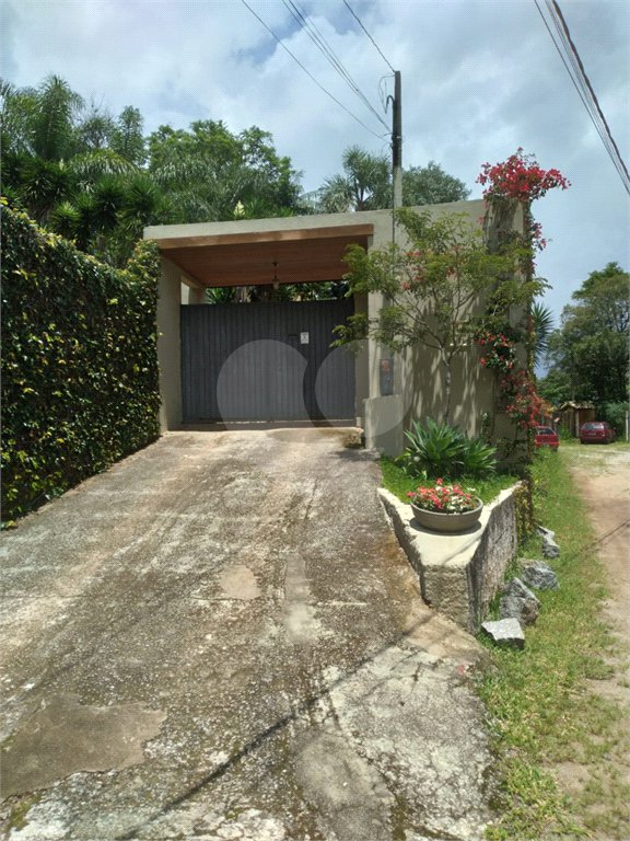 Casa à venda com 3 quartos, sendo 1 suíte, em Serra da Cantareira, Mairiporã, SP