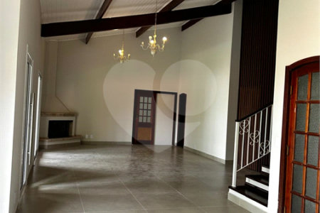 Casa à venda ou para alugar com 5 quartos, sendo 2 suítes, no condomínio Fazenda São Joaquim, Vinhedo - SP