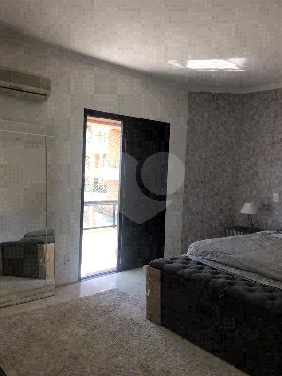 Apartamento à venda com 3 suítes em Vila Suzana, São Paulo, SP