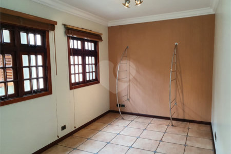 Sobrado à venda com 3 quartos, sendo 1 suíte, em Brooklin, São Paulo, SP