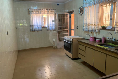 Casa à venda com 2 quartos, sendo 1 suíte, em Vila Rosália, Guarulhos, SP