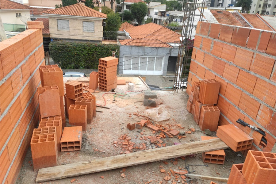 Casa para alugar com 1 quarto no condomínio Residencial Nivi, São Paulo - SP
