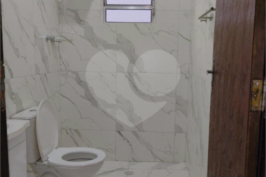 Sobrado à venda com 3 quartos, sendo 1 suíte, em Jaraguá, São Paulo, SP