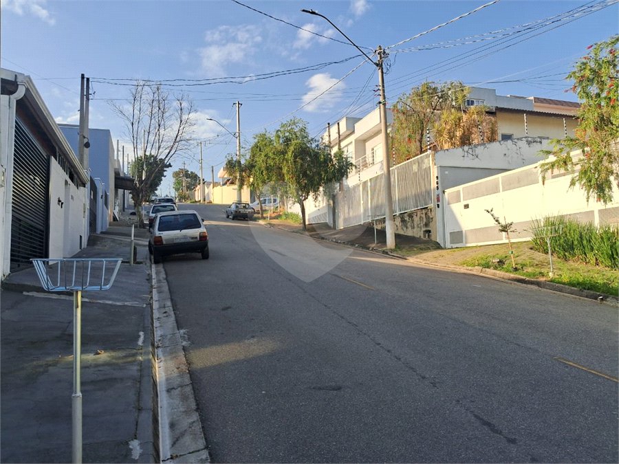 Casa para alugar com 3 quartos, sendo 1 suíte,  em João XXIII, Vinhedo, SP
