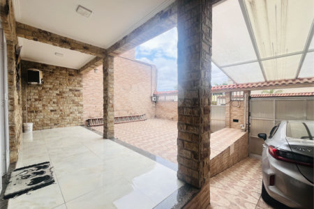 Casa à venda com 3 quartos, sendo 1 suíte, em Campo Grande, Rio de Janeiro, RJ