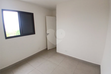 Apartamento à venda com 2 quartos em Vila dos Remédios, São Paulo, SP