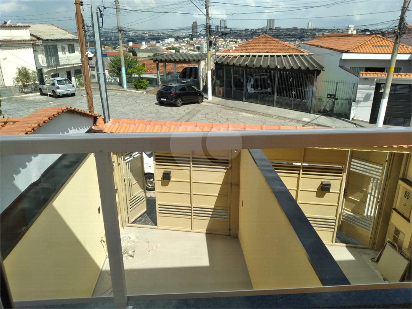 Sobrado à venda com 3 suítes em Vila Nivi, São Paulo, SP