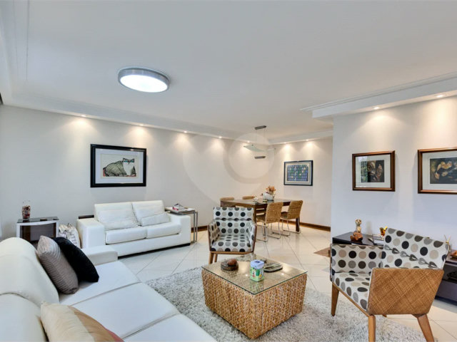 Apartamento à venda com 3 quartos, sendo 2 suítes,  em Alto da Boa Vista, São Paulo, SP
