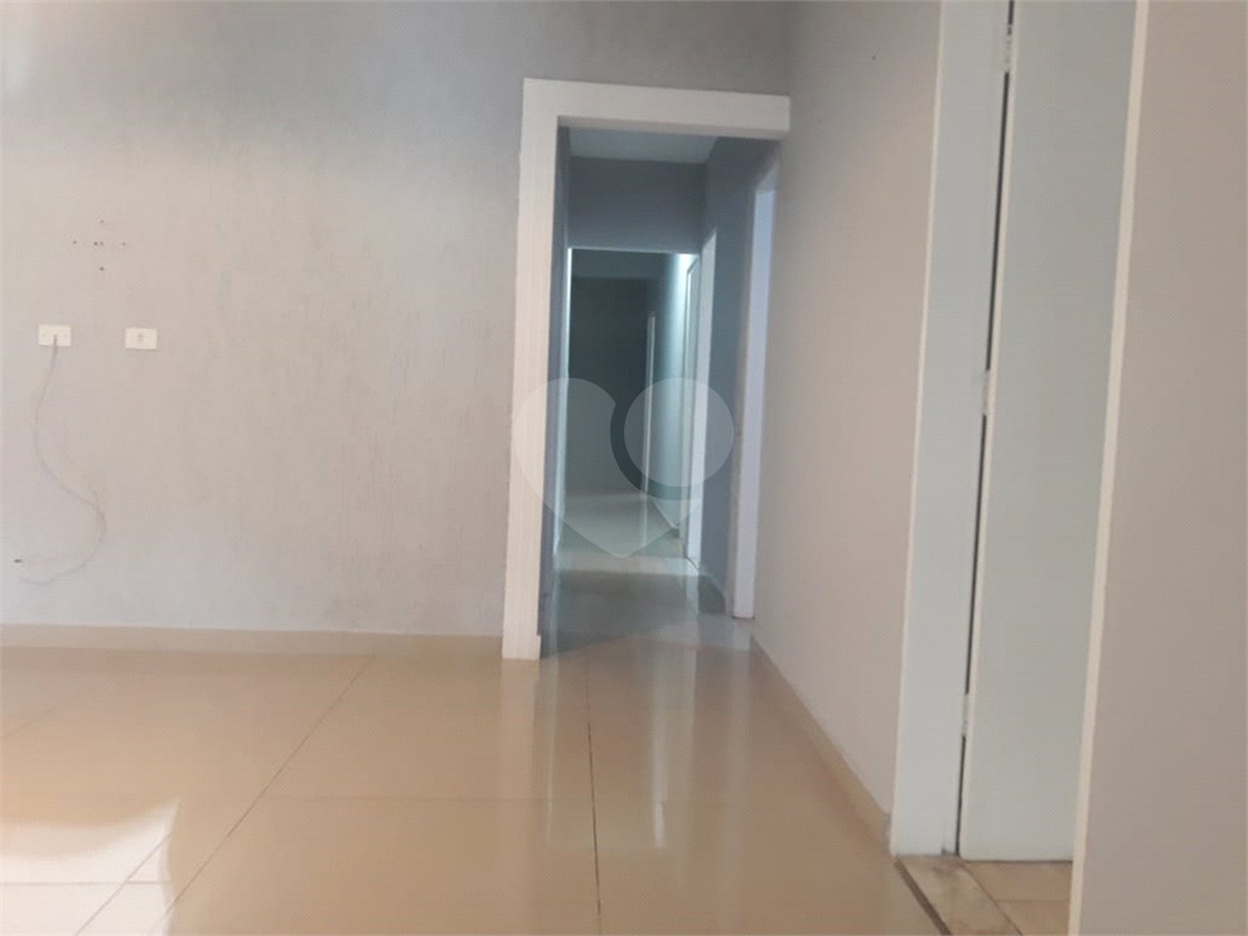 Casa Térrea à venda com 4 quartos, sendo 1 suíte, em Nova Mairinque, Mairinque, SP