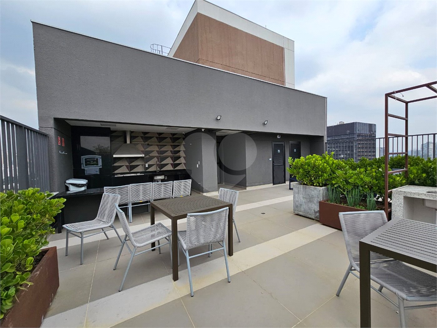 Apartamento à venda ou para alugar com 1 quarto em Pinheiros, São Paulo, SP
