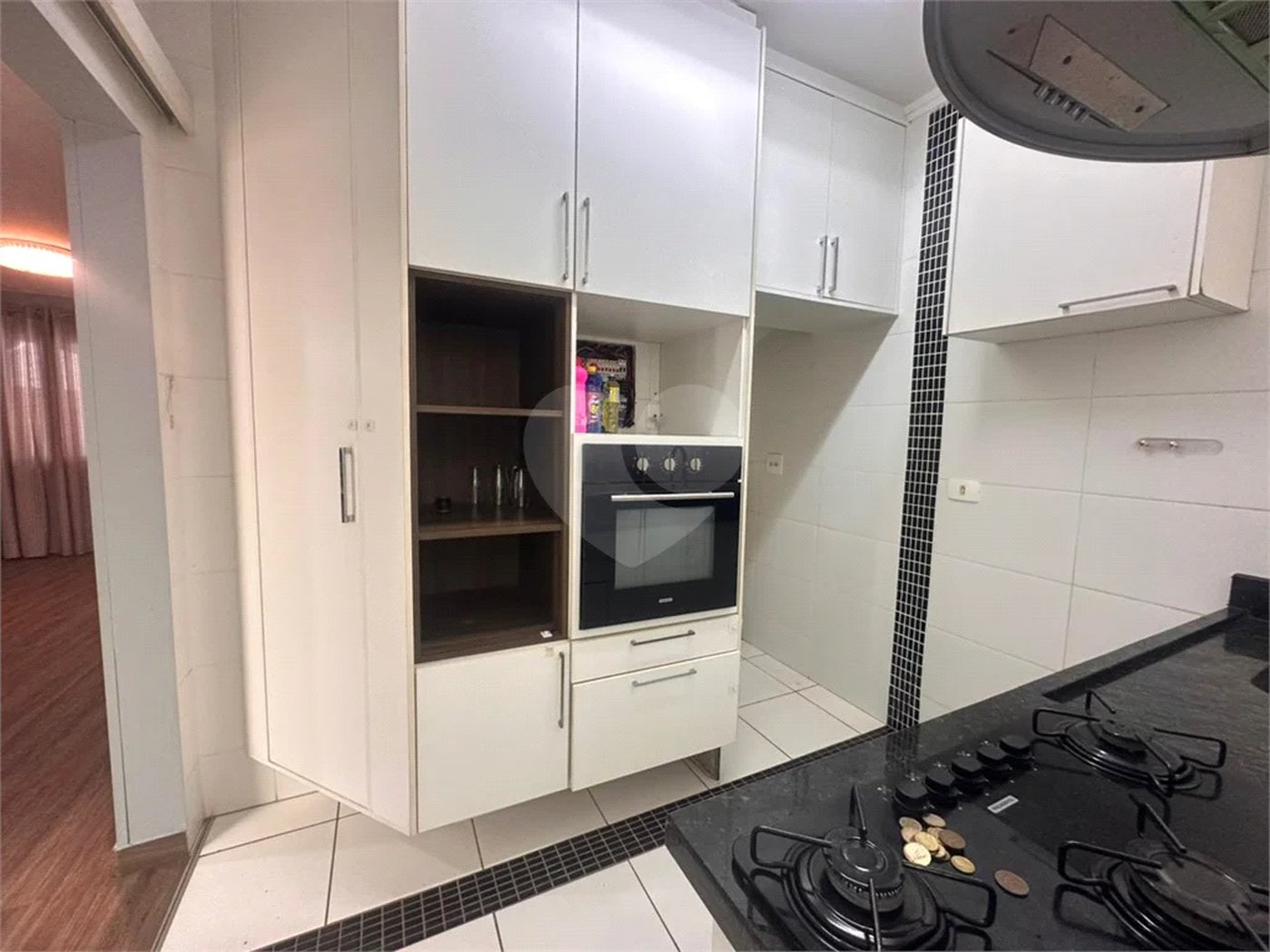 Casa de Condomínio com 3 Quartos e 2 banheiros à Venda, 311 m² por R$ 750.000
