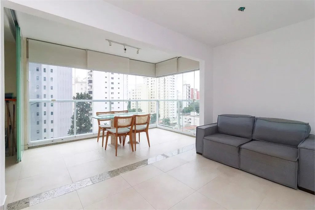 Apartamento com 43m² na região do Campo Belo em São Paulo - SP.