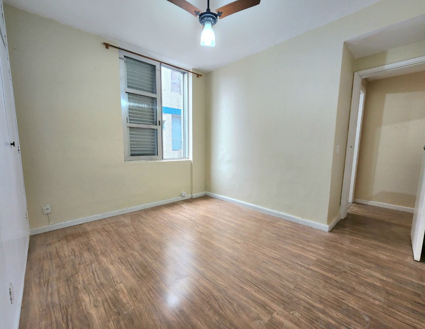 Apartamento próximo da praia com 1 dormitório, 2 banheiros à venda, 55 m² por R$ 420.000 - Pompéia - Santos/SP