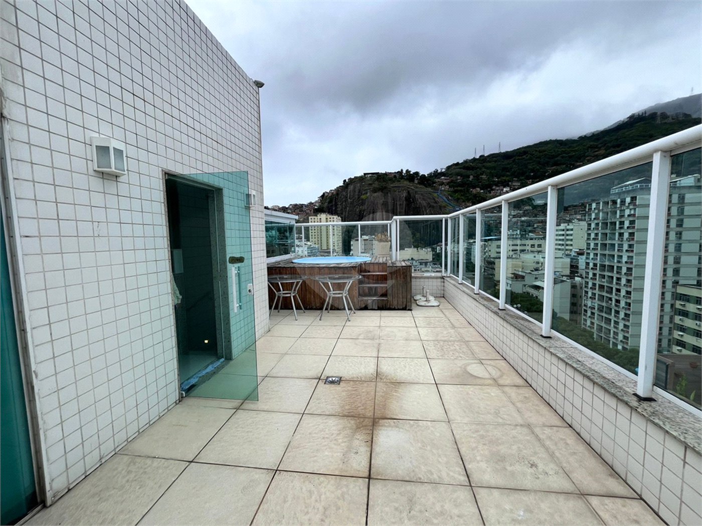 Cobertura à venda com 2 quartos, sendo 1 suíte, em Tijuca, Rio de Janeiro, RJ