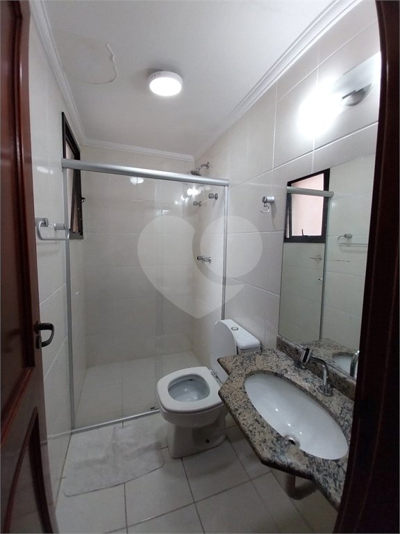 Apartamento à venda com 3 quartos, sendo 2 suítes,  em Vila Gilda, Santo André, SP
