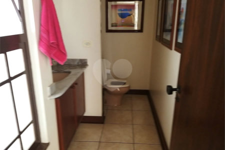 Casa à venda com 3 quartos, sendo 1 suíte, em Vila Gardênia, Atibaia, SP