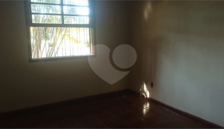Chácara à venda com 5 quartos, sendo 3 suítes,  em Parque Residencial Atibaia, Atibaia, SP