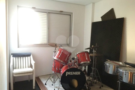 Apartamento à venda com 3 quartos, sendo 2 suítes, em Cambuci, São Paulo, SP