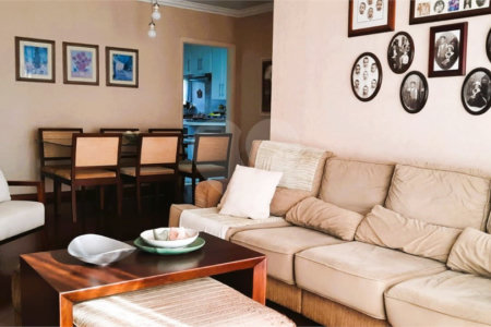 Apartamento à venda com 3 quartos, sendo 1 suíte, em Vila Andrade, São Paulo, SP
