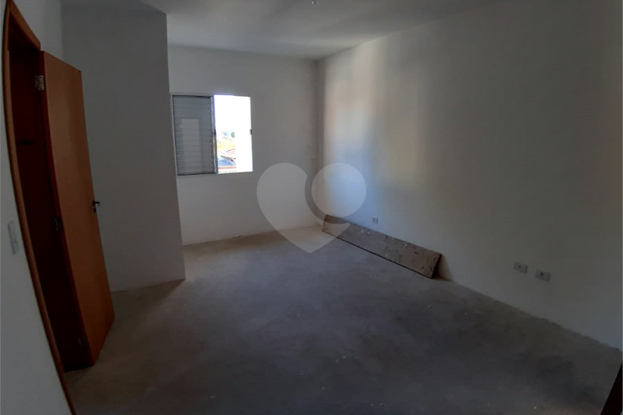 Casa para alugar com 3 quartos, sendo 1 suíte, no condomínio Villagio DI Maria, São Paulo - SP