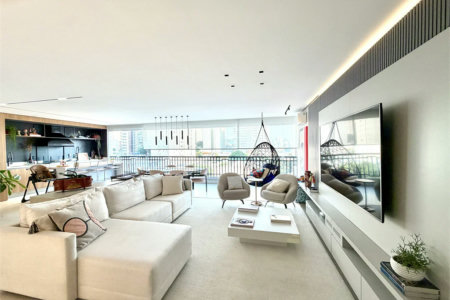 Apartamento à venda com 3 suítes em Vila Romana, São Paulo, SP