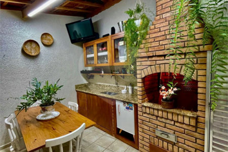 Sobrado à venda com 3 quartos, sendo 1 suíte, em Vila Maria Alta, São Paulo, SP