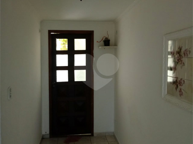 Sobrado à venda com 3 quartos, sendo 1 suíte,  em Tremembé, São Paulo, SP