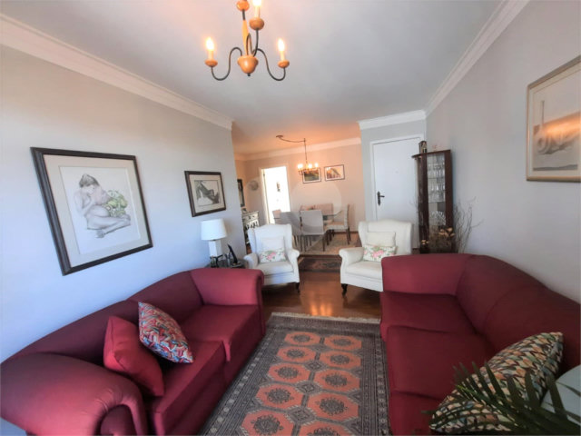 Apartamento à venda com 3 quartos, sendo 1 suíte,  em Alto da Boa Vista, São Paulo, SP