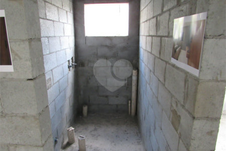 Casa à venda com 2 quartos no condomínio Edifício Cristo Rei, Arujá - SP