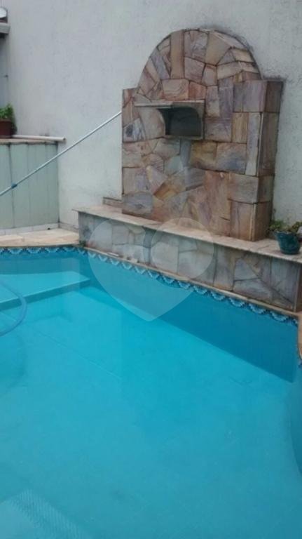 Sobrado à venda com 3 quartos, sendo 2 suítes, em Horto, São Paulo, SP