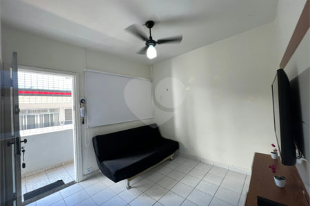 Apartamento à venda com 1 quarto em Guilhermina, Praia Grande, SP