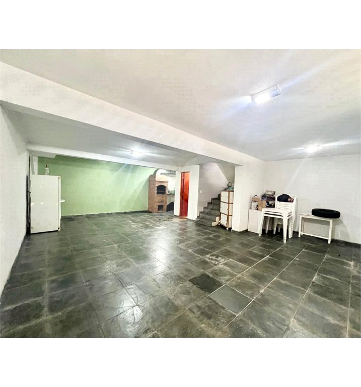 Casa à venda com 3 quartos, sendo 1 suíte, no condomínio Heráclito Graça, São Paulo - SP