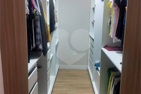 Casa à venda com 3 quartos, sendo 1 suíte, em Residencial Vila dos Eucaliptos, Salto, SP